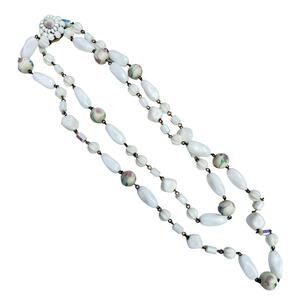 Vintage Hattie Carnegie Signed Bead Necklace 21"